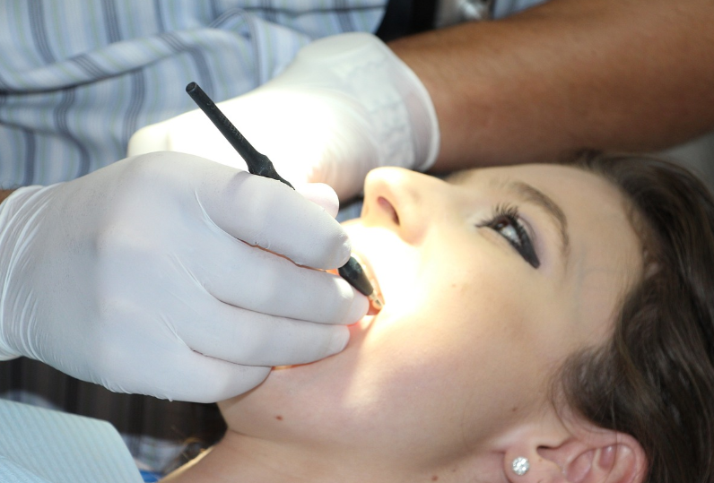 Odontologas Raseiniuose: Kaip Pasirinkti Tinkamą Specialistą